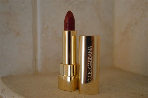 Dolce and Gabbana Sassy (525) Classic Cream Lipstick